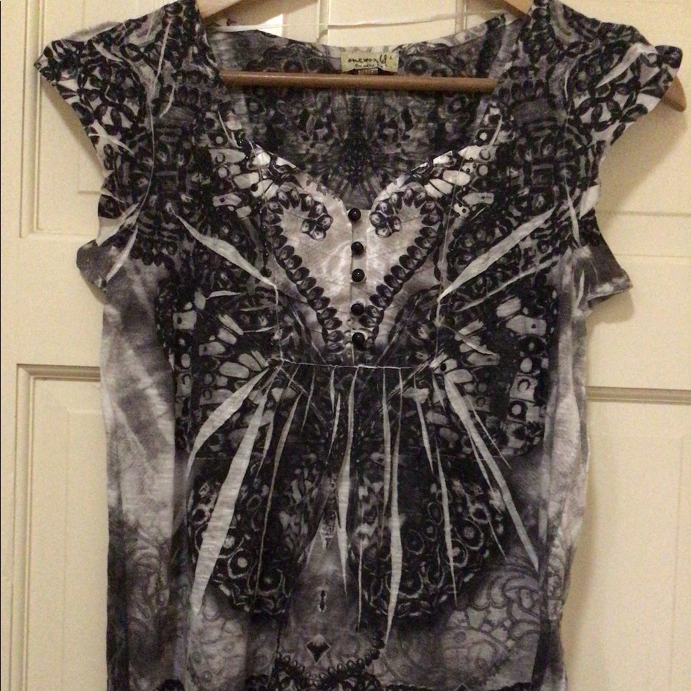 One World gothic style top L
